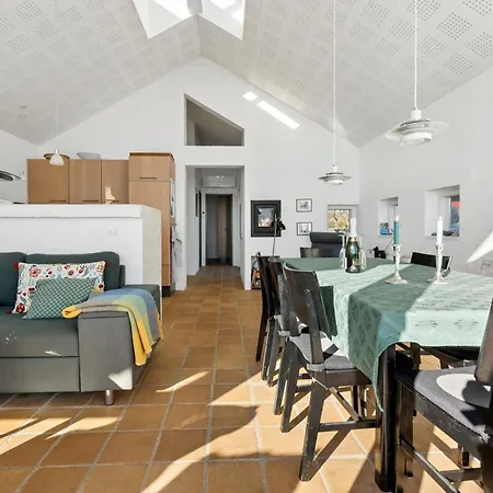 Two Homes Perfect For Together * סבנדבורג