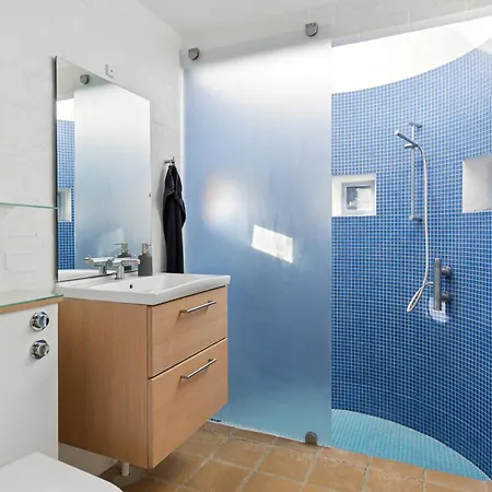 Two Homes Perfect For Together בית נופש *