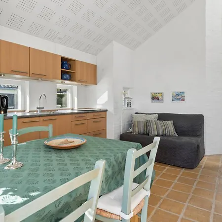 Two Homes Perfect For Together בית נופש